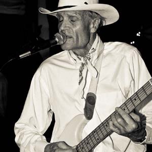 Jerry van de Beek - Dog Kraft playing at the Seahorse in Sausalito